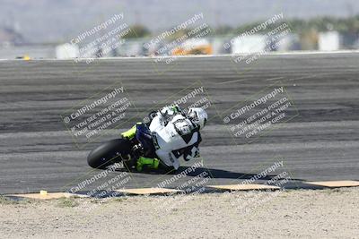 media/Dec-07-2025-CVMA (Sun) [[3e7d2de5dc]]/Race 5-Formula UL-CVMA Hooligans-American Thunder/